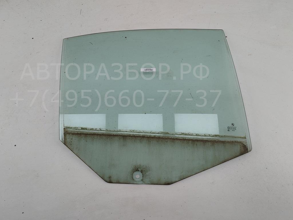 Стекло двери задней правой
