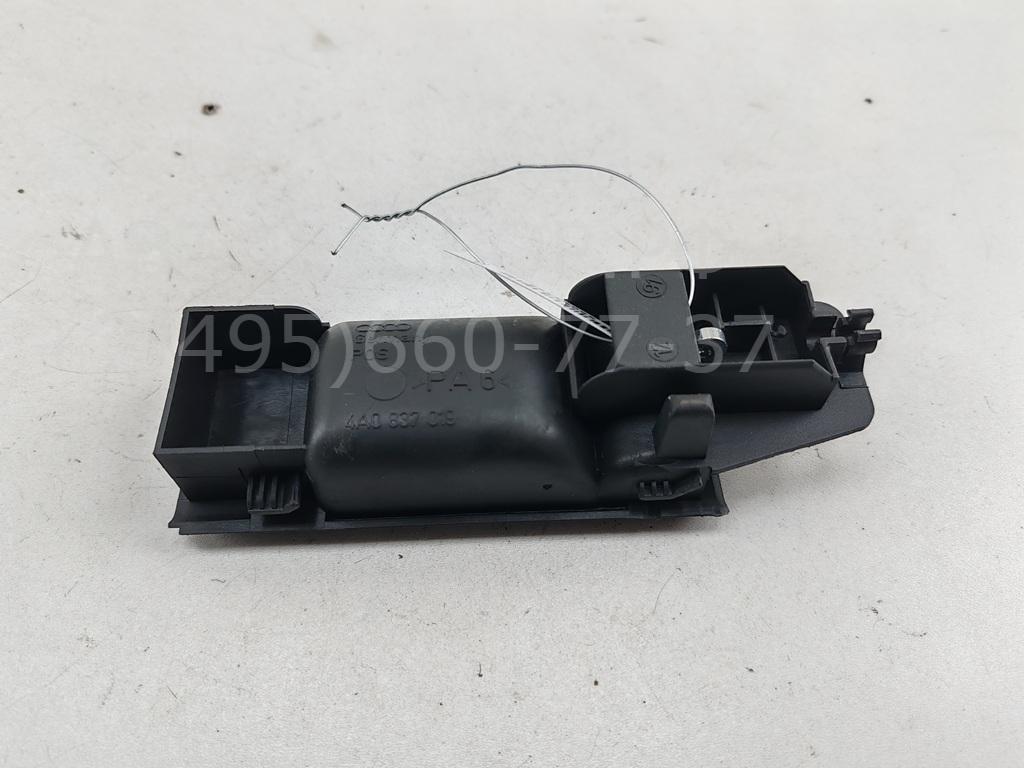 Ручка двери передней внутренняя левая