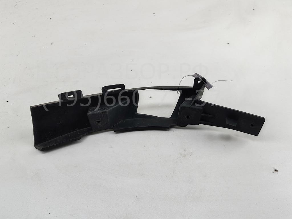 Кронштейн переднего бампера правый