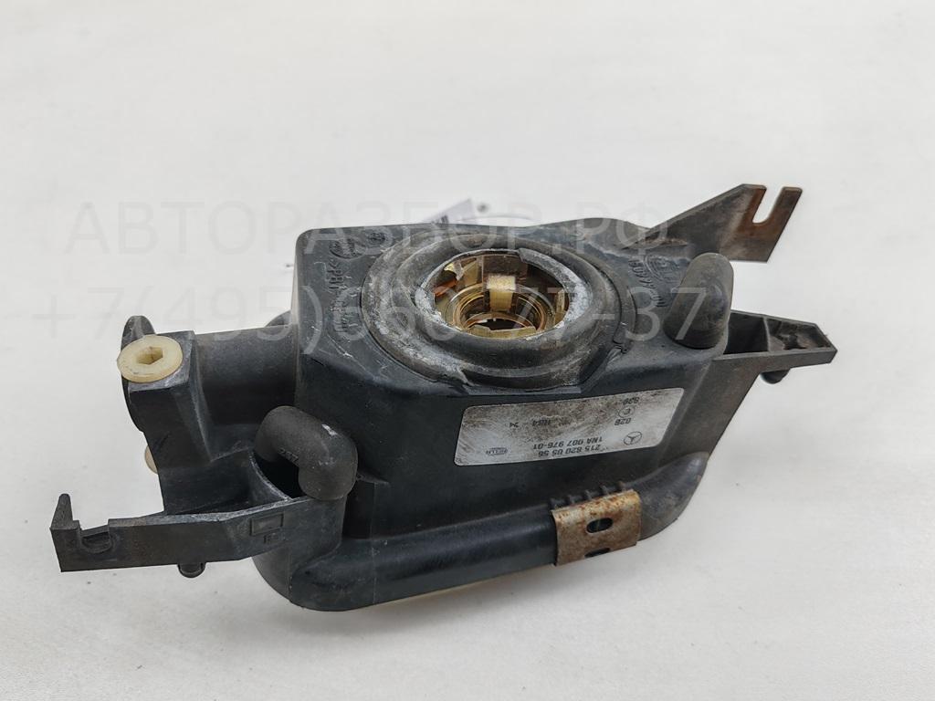 Фара противотуманная левая