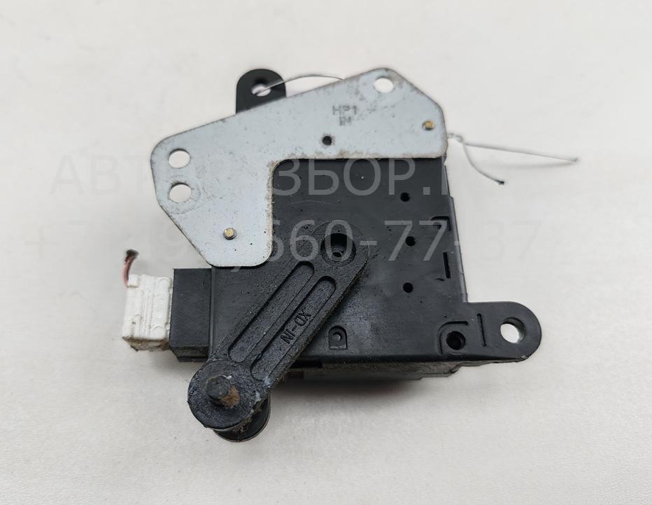 Моторчик заслонки печки