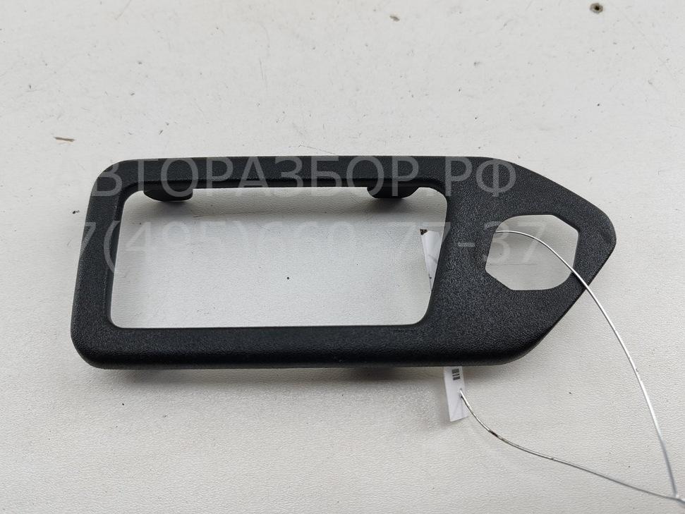 Накладка двери задней правой