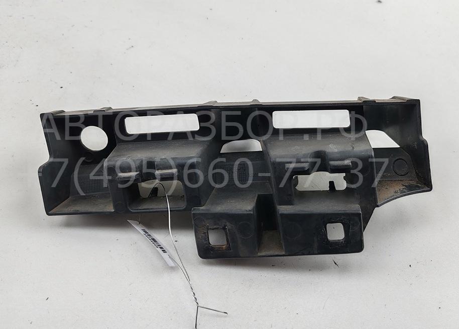 Крепеж фары