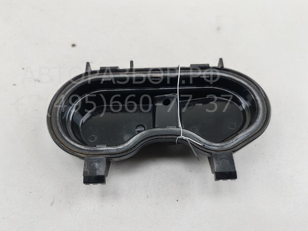 Крышка фары левой