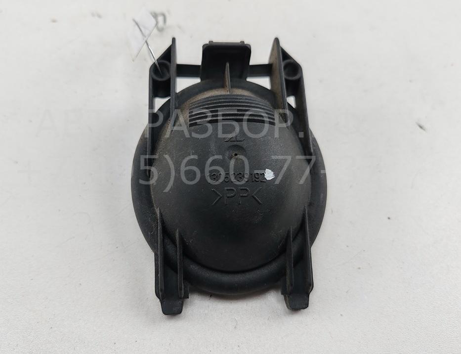 Крышка фары левой