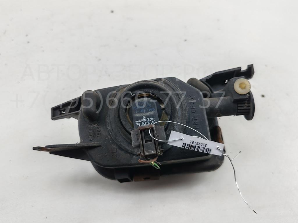 Фара противотуманная левая