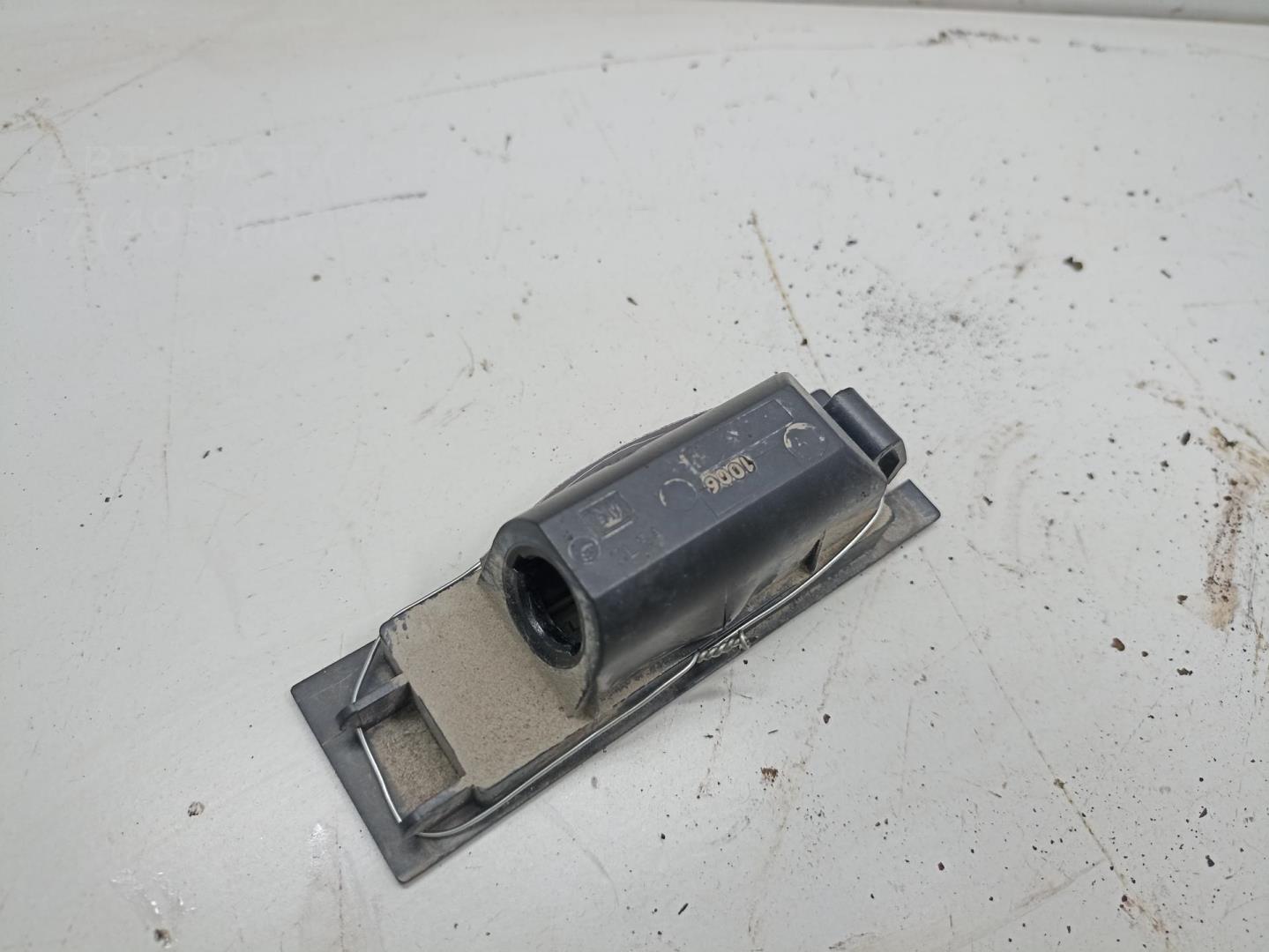 Фонарь подсветки номера