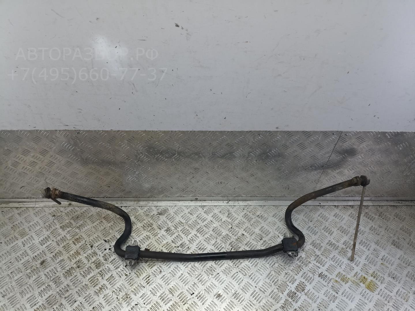 Стабилизатор передний