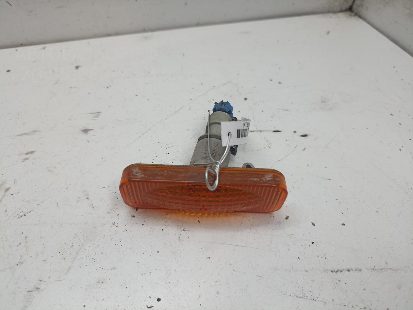 Указатель поворота левый