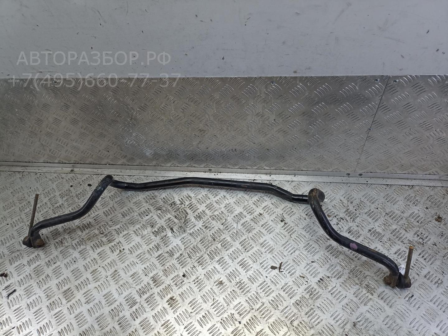 Стабилизатор передний