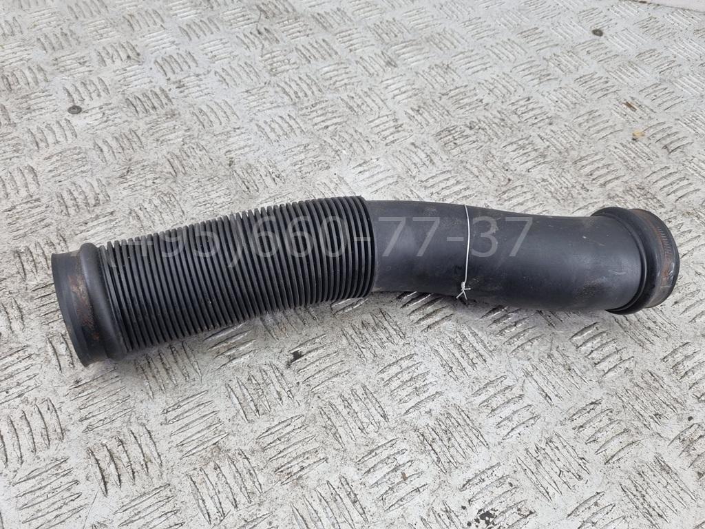 Патрубок воздушного фильтра