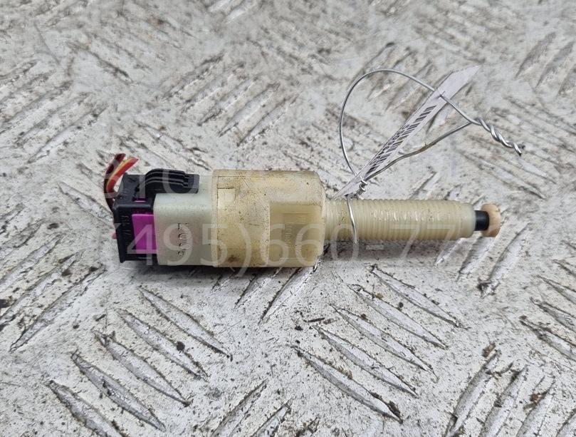 Датчик включения стопсигнала