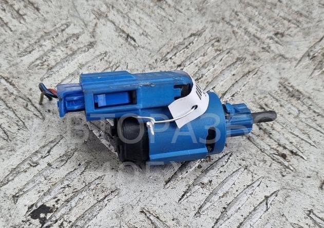 Датчик включения стопсигнала