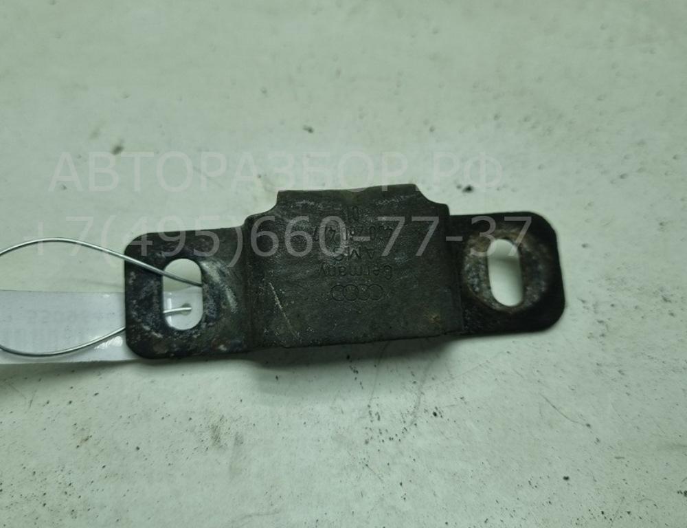 Кронштейн (сопут. товар)