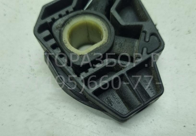 Кронштейн радиатора