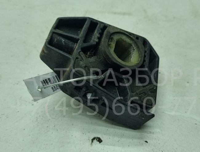 Кронштейн радиатора