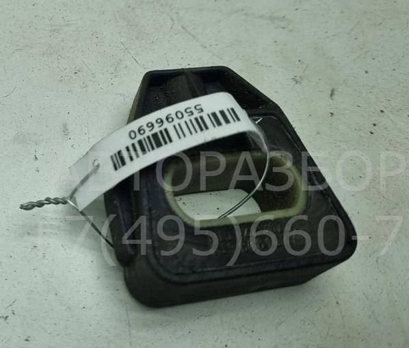 Кронштейн радиатора