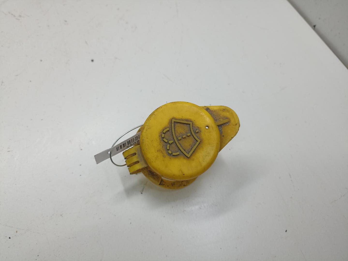 Крышка бачка омывателя