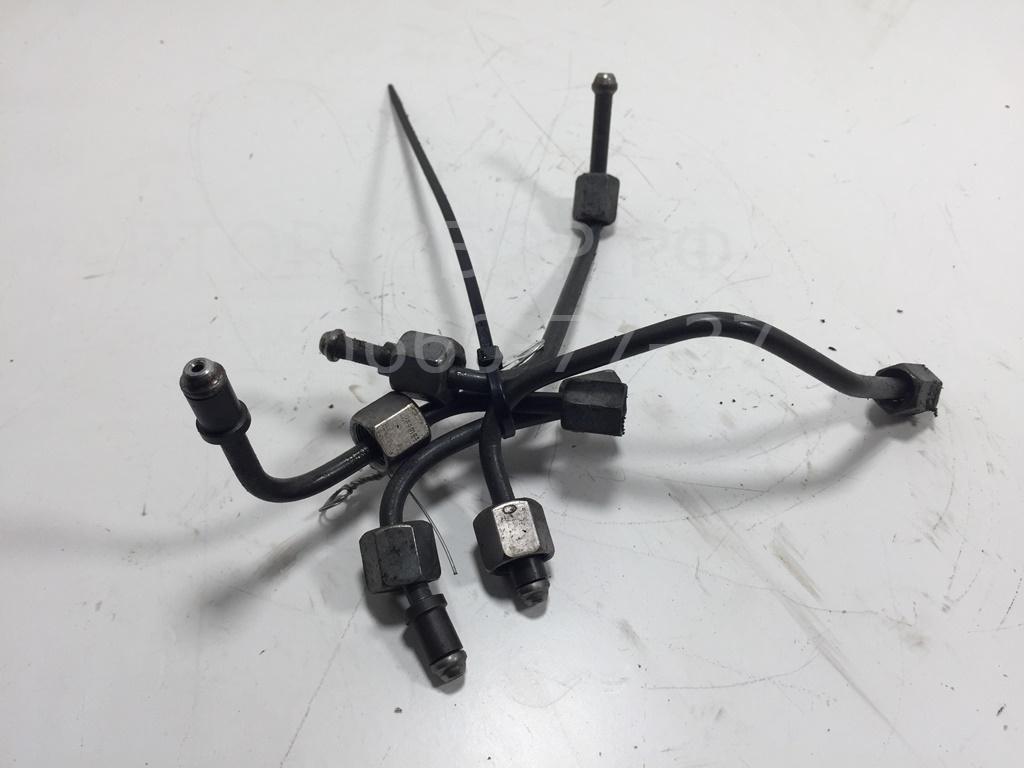 Трубка топливная