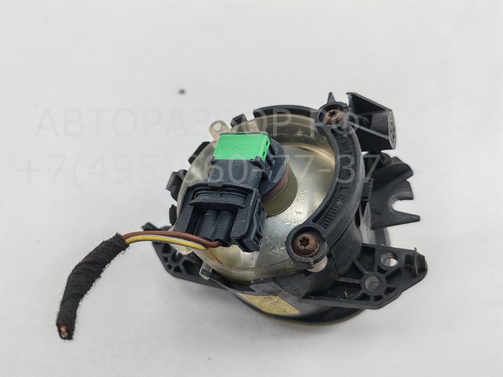 Фара противотуманная левая