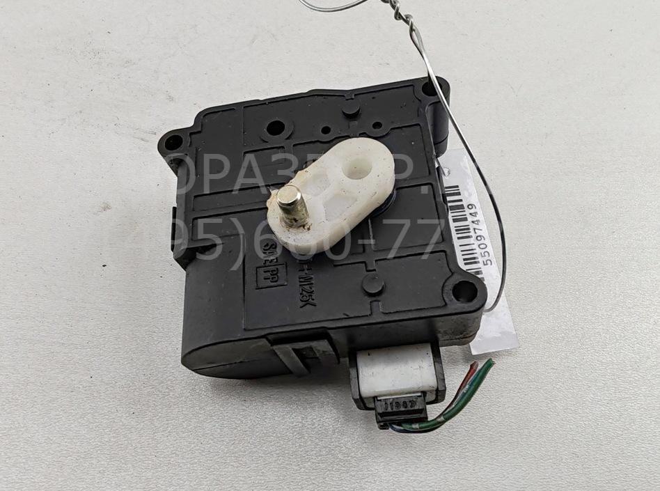 Моторчик заслонки печки