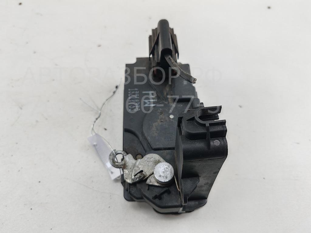 Замок двери задней правой