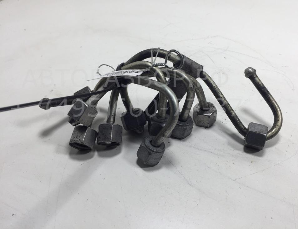 Трубка топливная