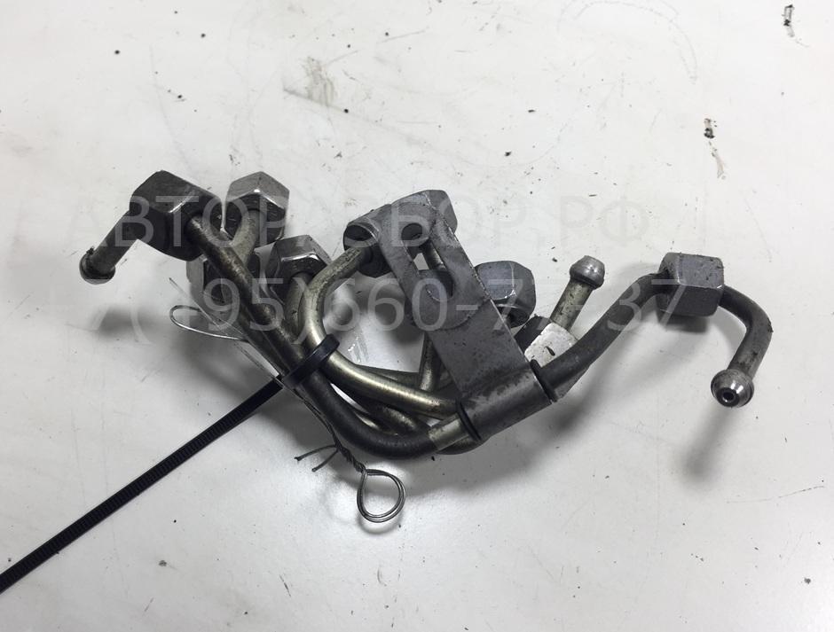 Трубка топливная