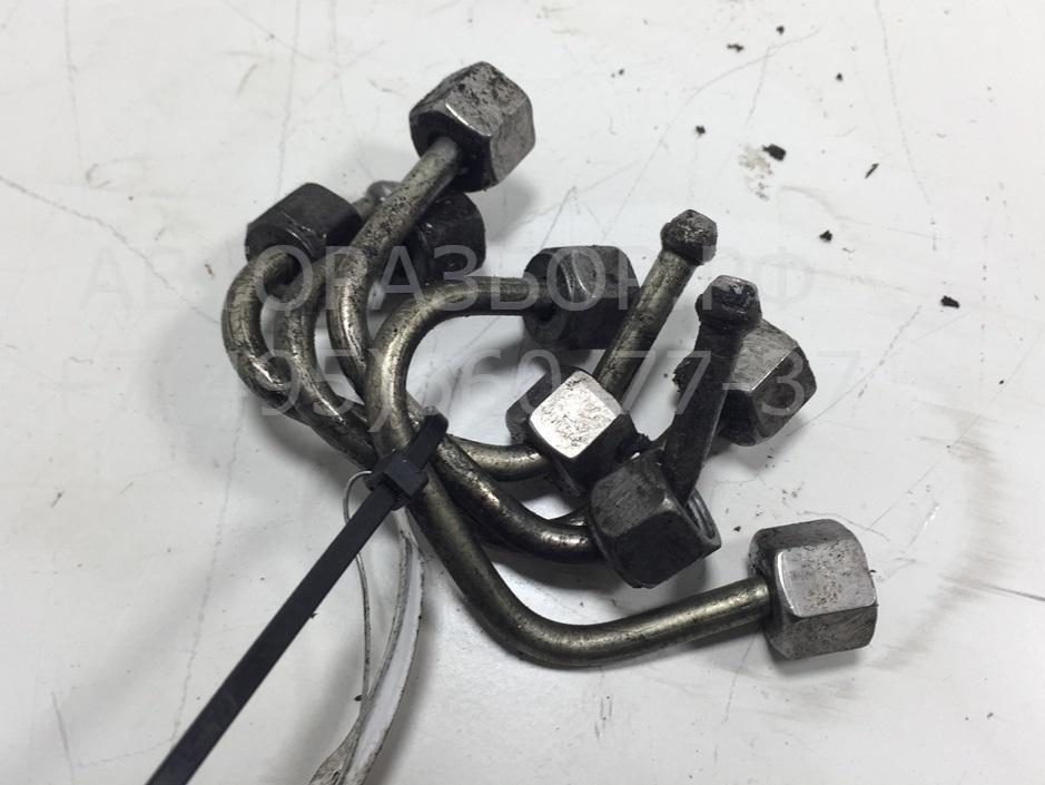 Трубка топливная