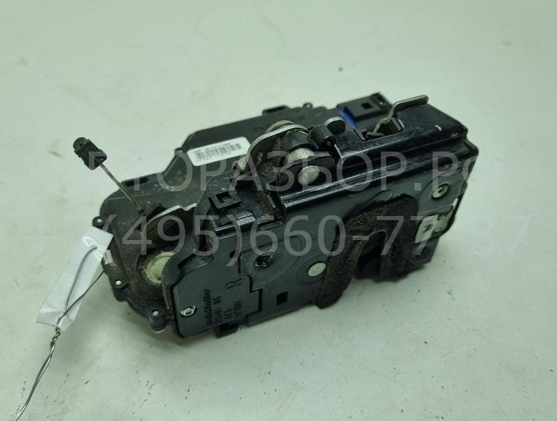 Замок двери передней правой