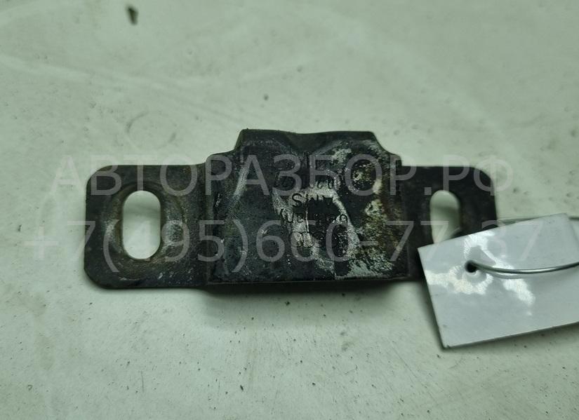 Кронштейн (сопут. товар)