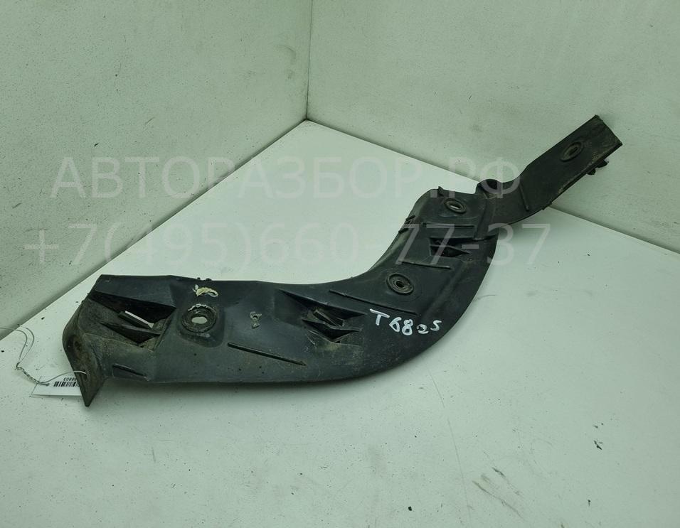 Кронштейн заднего бампера правый