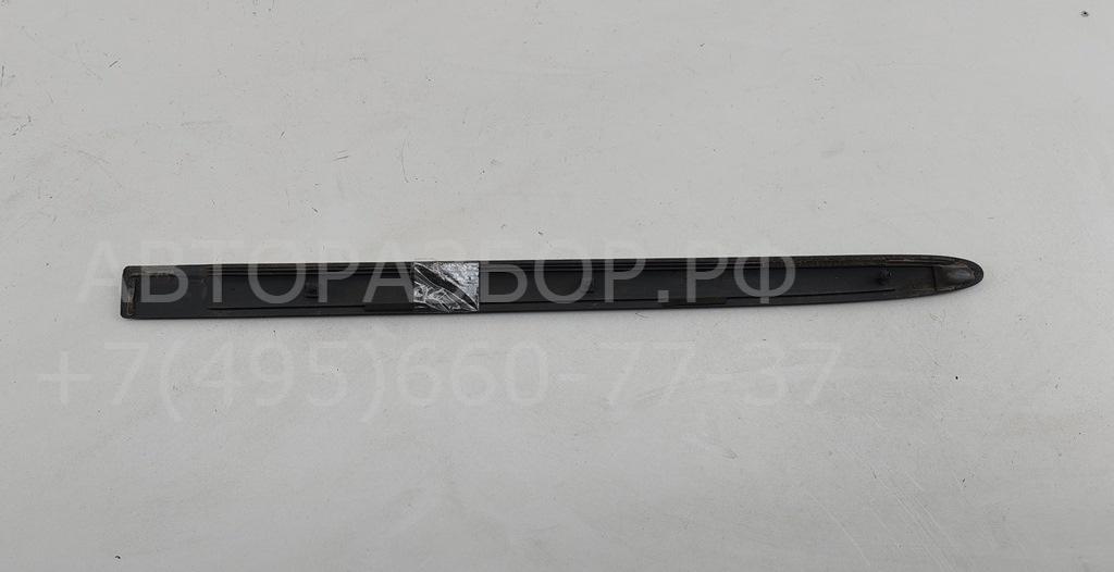 Накладка двери задней правой