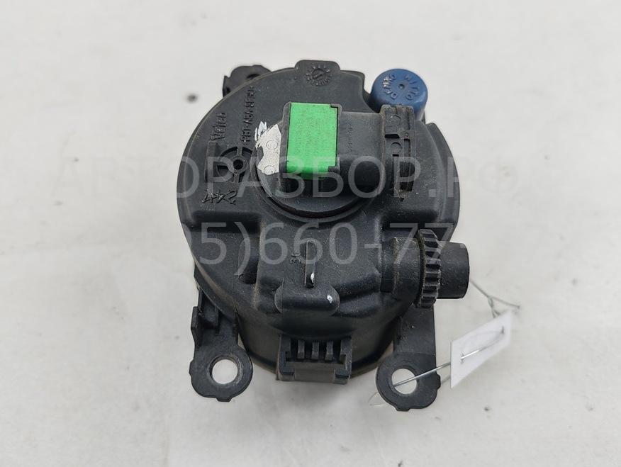 Фара противотуманная левая