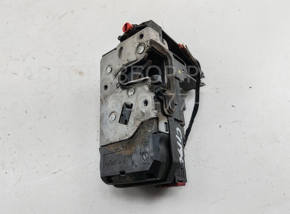 Замок двери задней правой