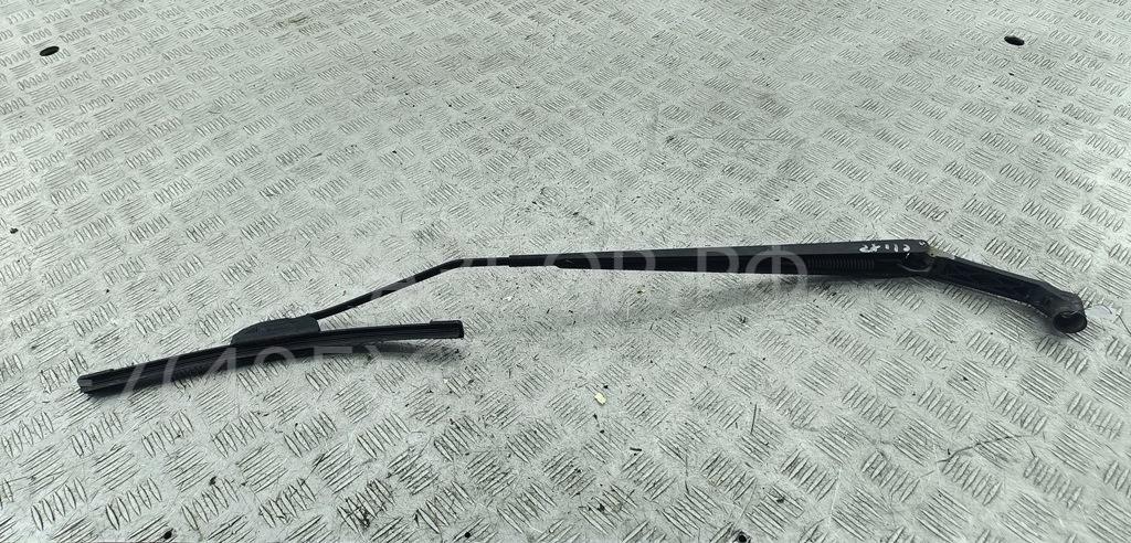 Поводок стеклоочистителя передний правый