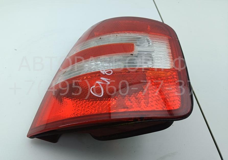 Фонарь задний правый