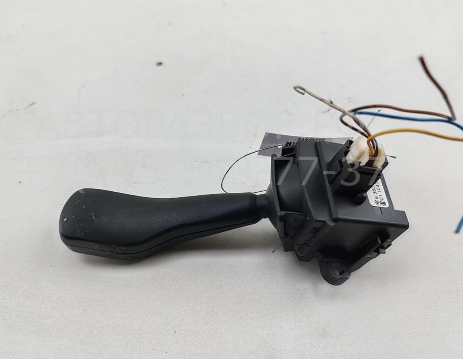 Переключатель поворотов подрулевой