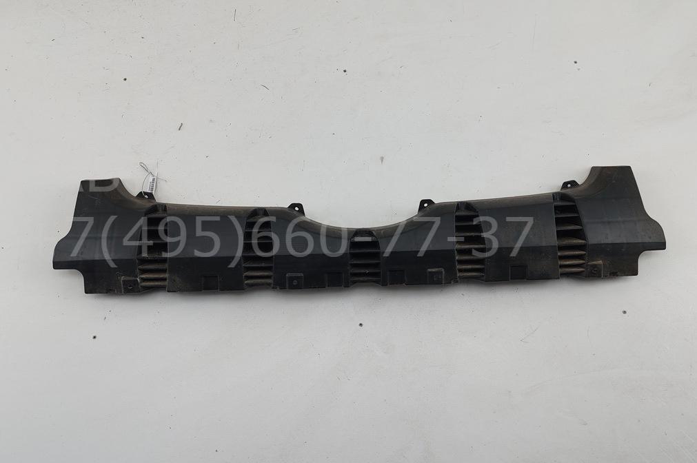 Усилитель переднего бампера