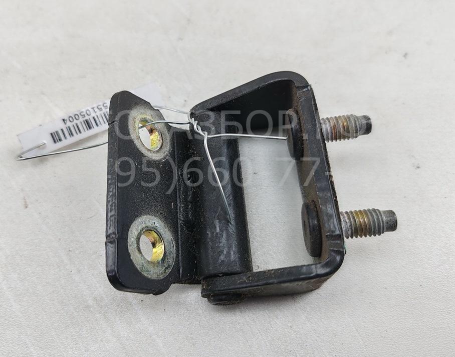 Петля крышки багажника