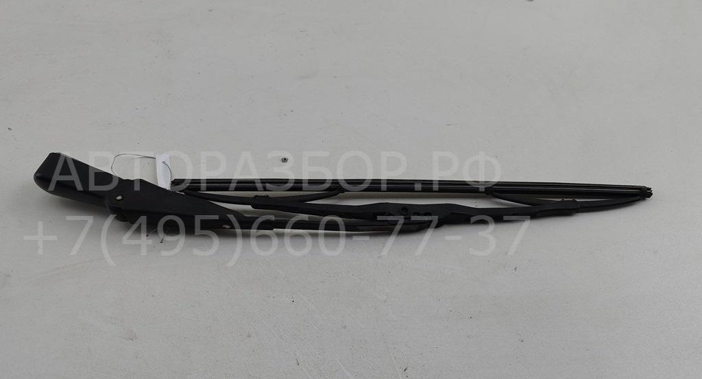 Поводок стеклоочистителя заднего