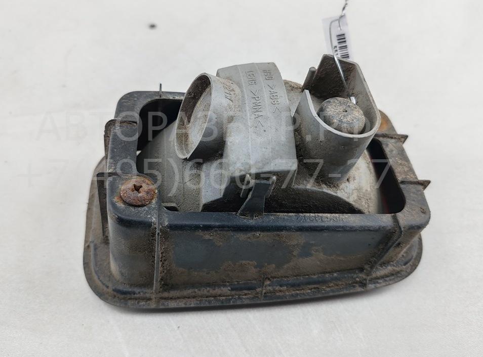 Фонарь задний в бампер правый