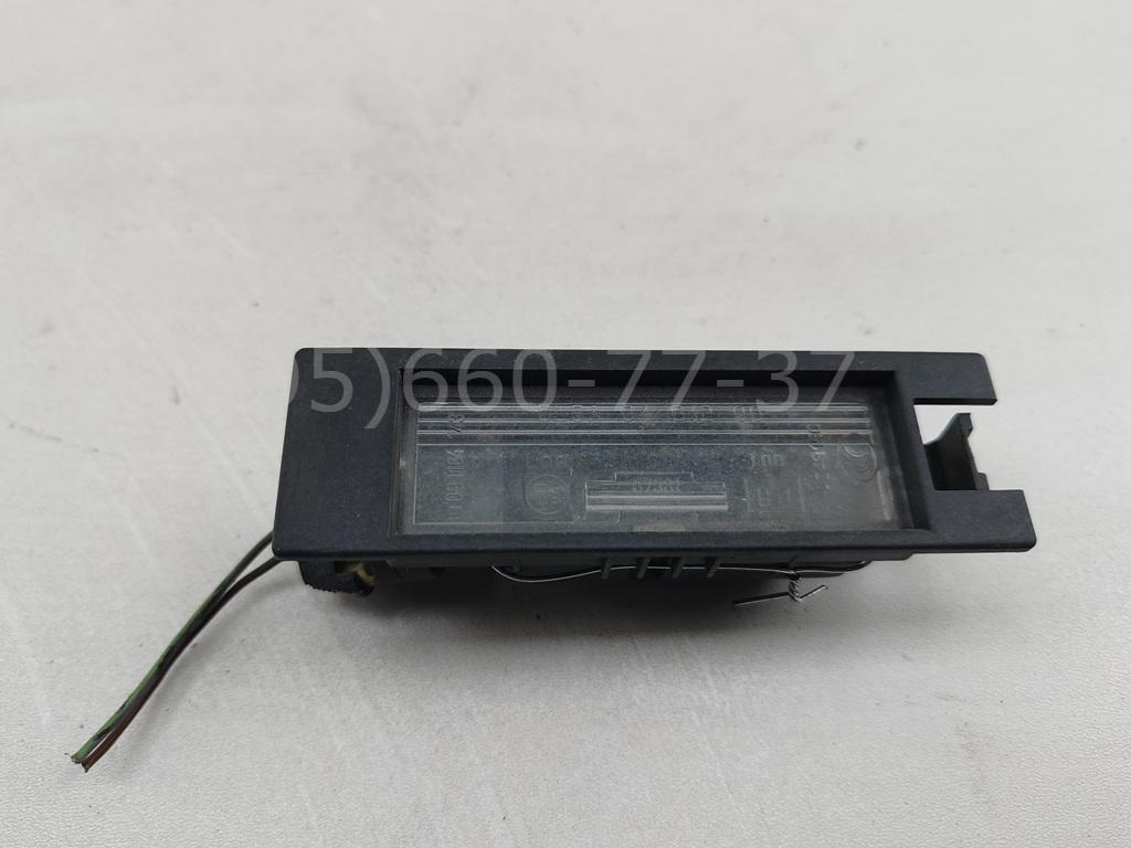 Фонарь подсветки номера