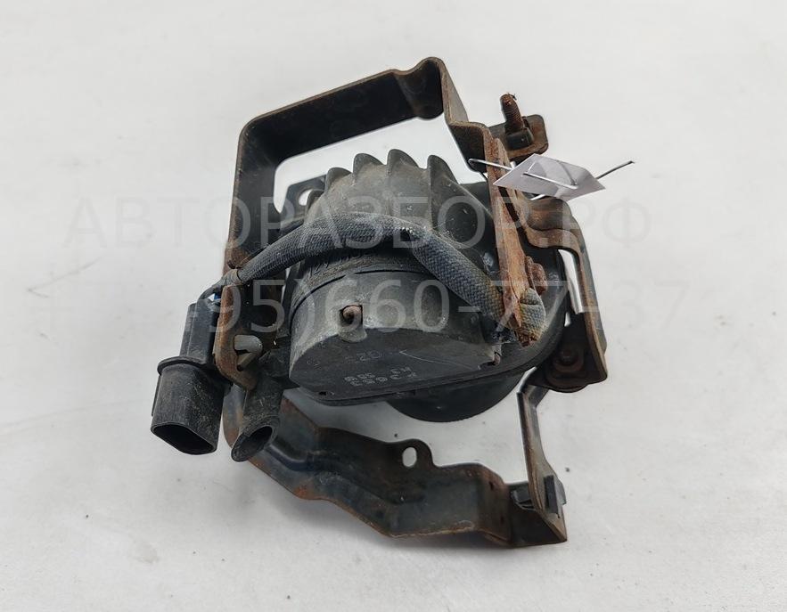 Фара противотуманная левая