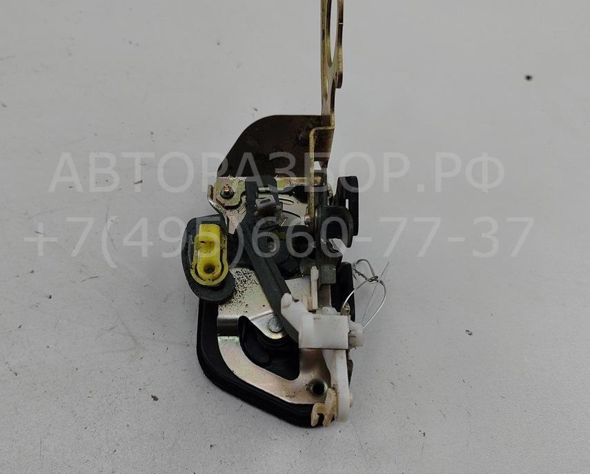 Замок двери задней левой