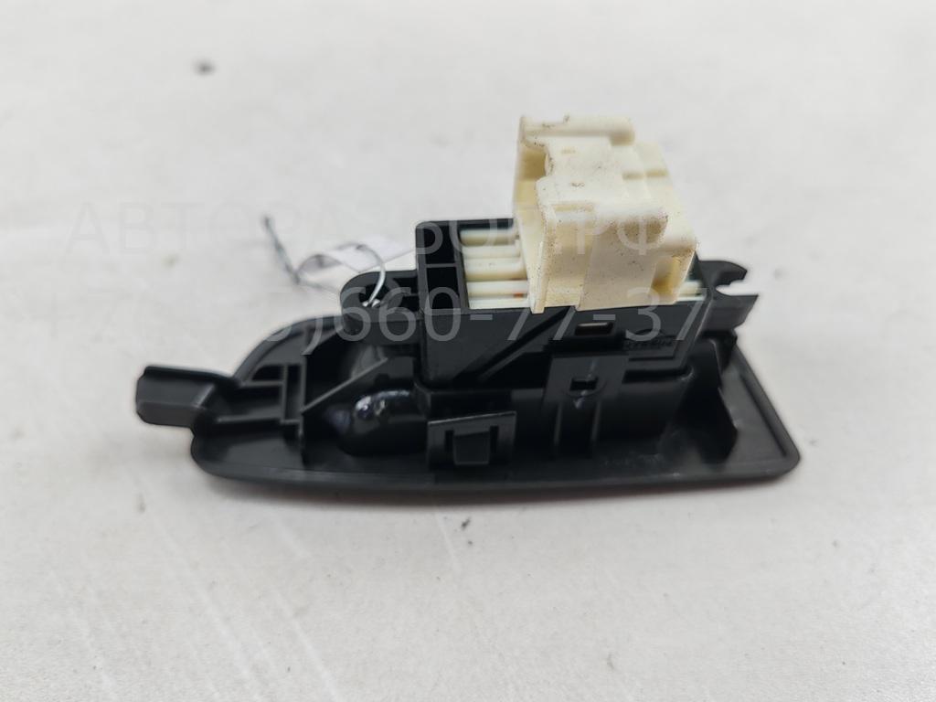 Кнопка стеклоподъемника