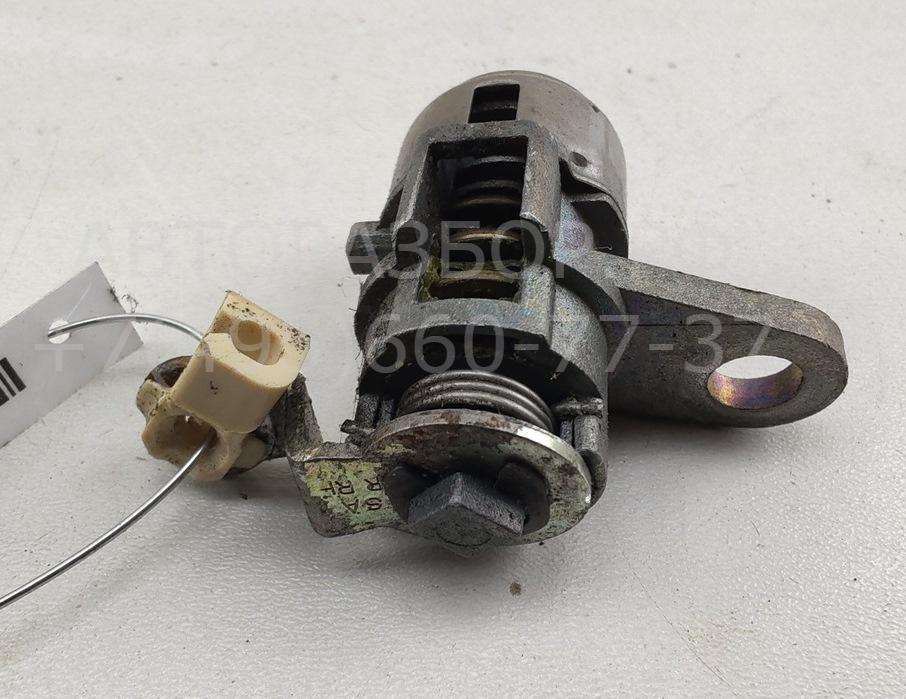 Вставка замка двери