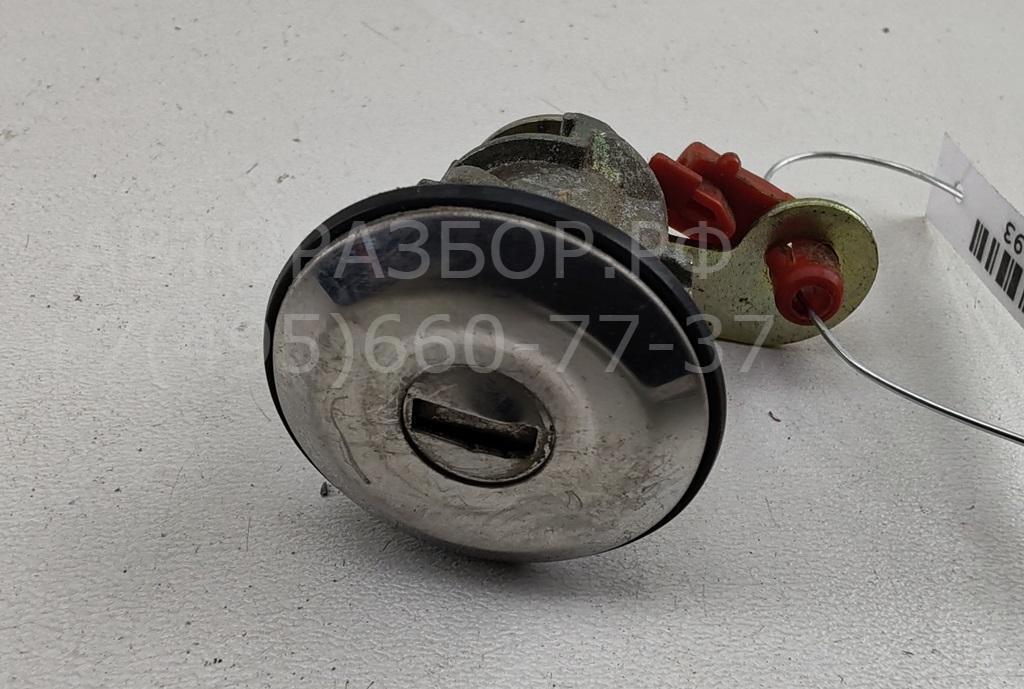 Вставка замка двери