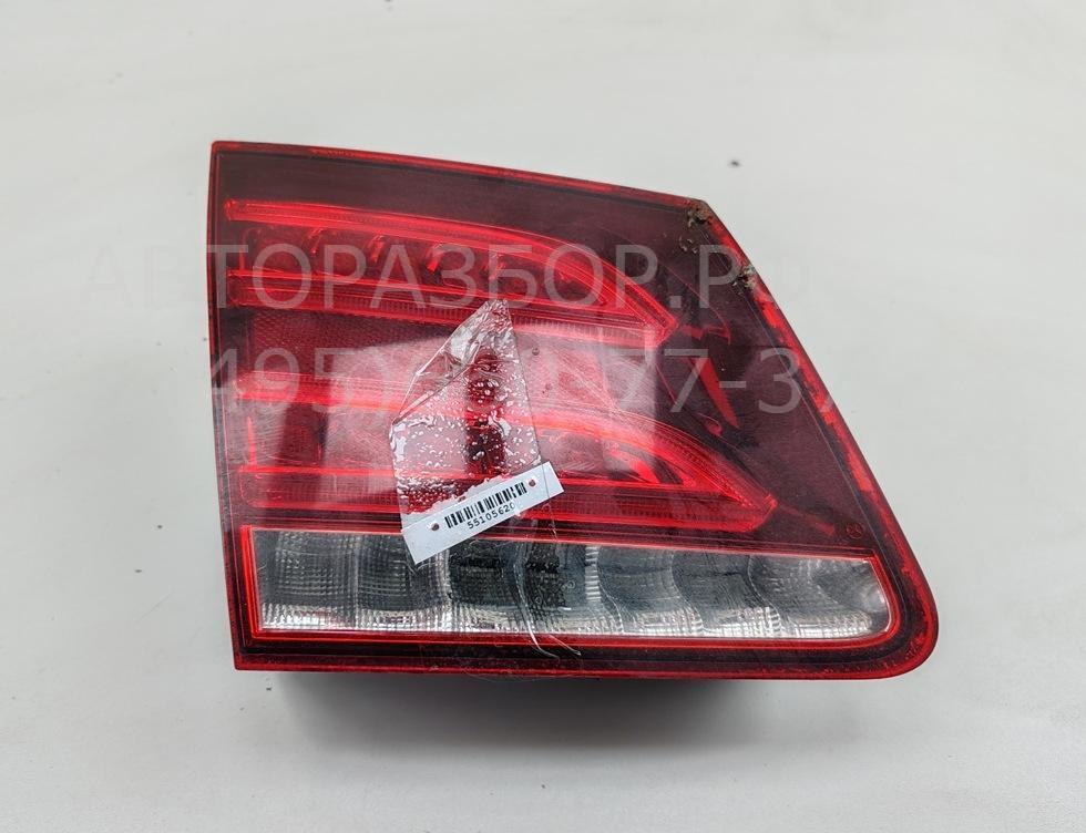 Фонарь задний внутренний левый