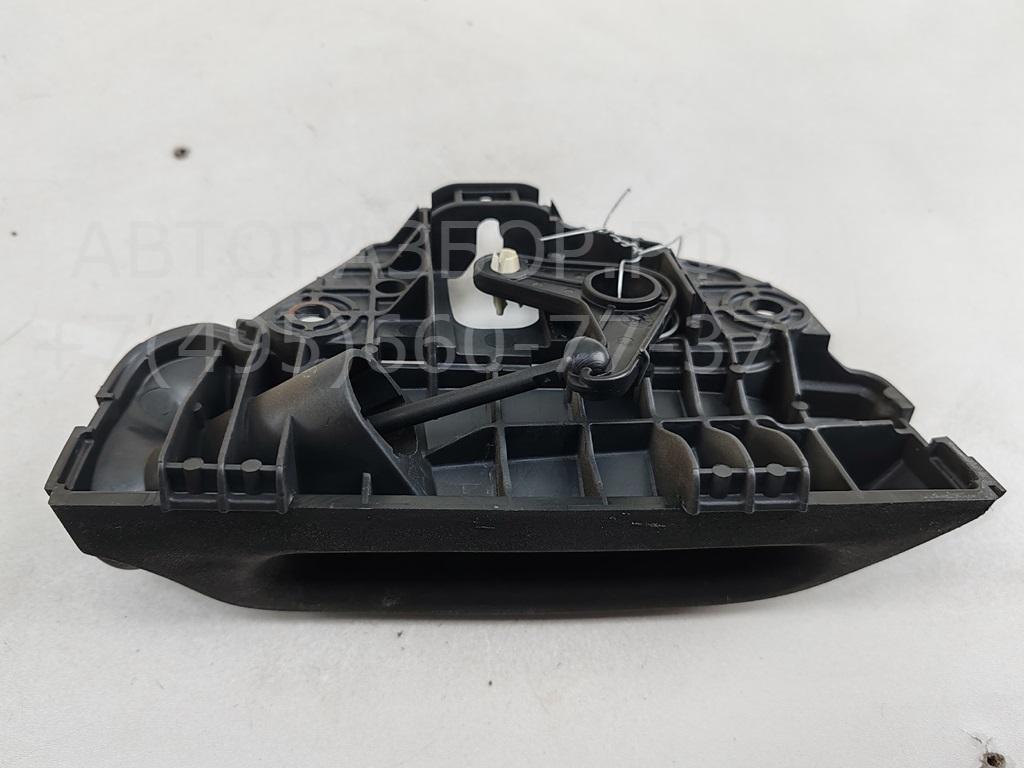 Ручка двери задней внутренняя левая